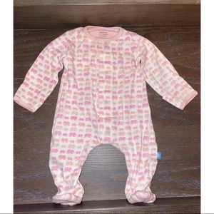 2pk Simply Magnetic Me long sleeve, footed outfits